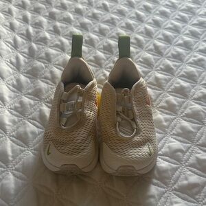 Nike Kids Cream and Green Sneakers
